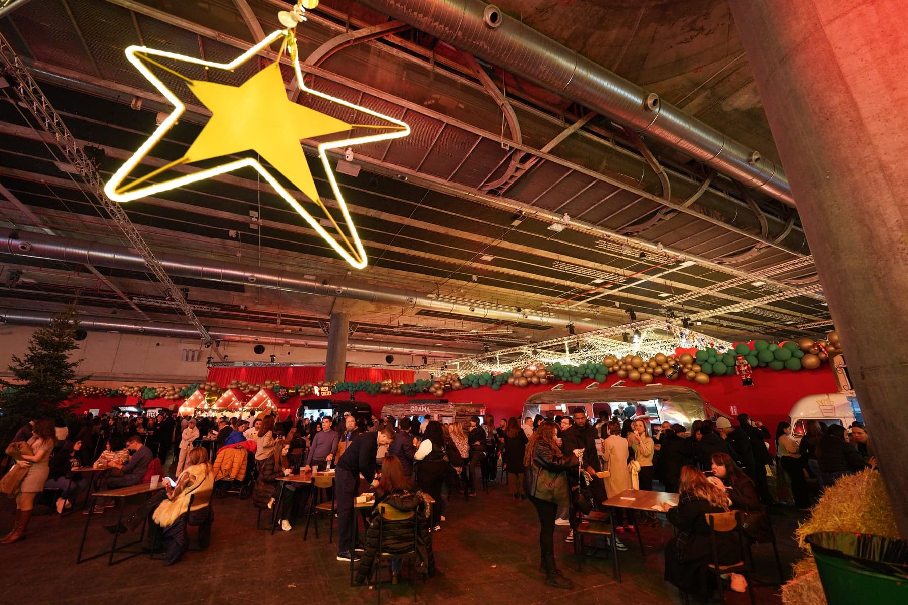 Ambiente de Starlite Occident Madrid bajo la estrella