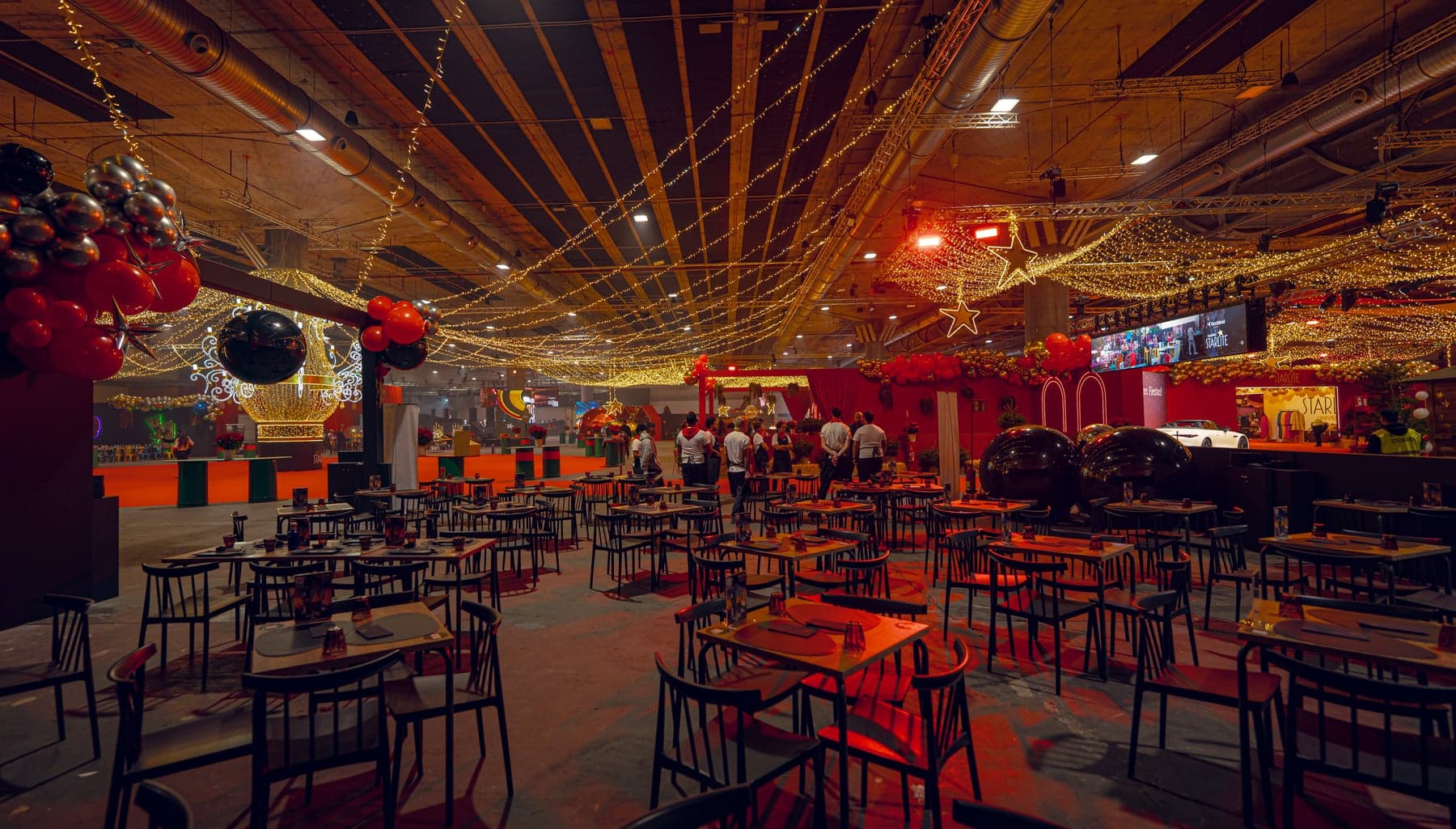 Sala de Tanabata con sus luces